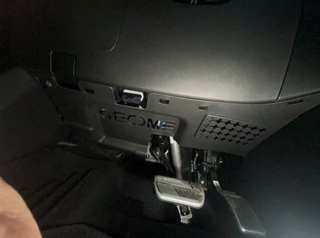 Xevaban.com ở 214 Giải Ph&oacute;ng l&agrave; đơn vị chuy&ecirc;n cung cấp Phụ kiện Geely EX2, Đồ chơi Geely EX2,&nbsp;Tấm bảo vệ d&acirc;y điện Geely EX2, Tấm bảo vệ d&acirc;y điện EX2, Tấm bảo vệ d&acirc;y điện ghế l&aacute;i EX2, Tấm bảo vệ d&acirc;y điện ghế phụ EX2, Tấm bảo vệ d&acirc;y điện &ocirc; t&ocirc;, Geely EX2